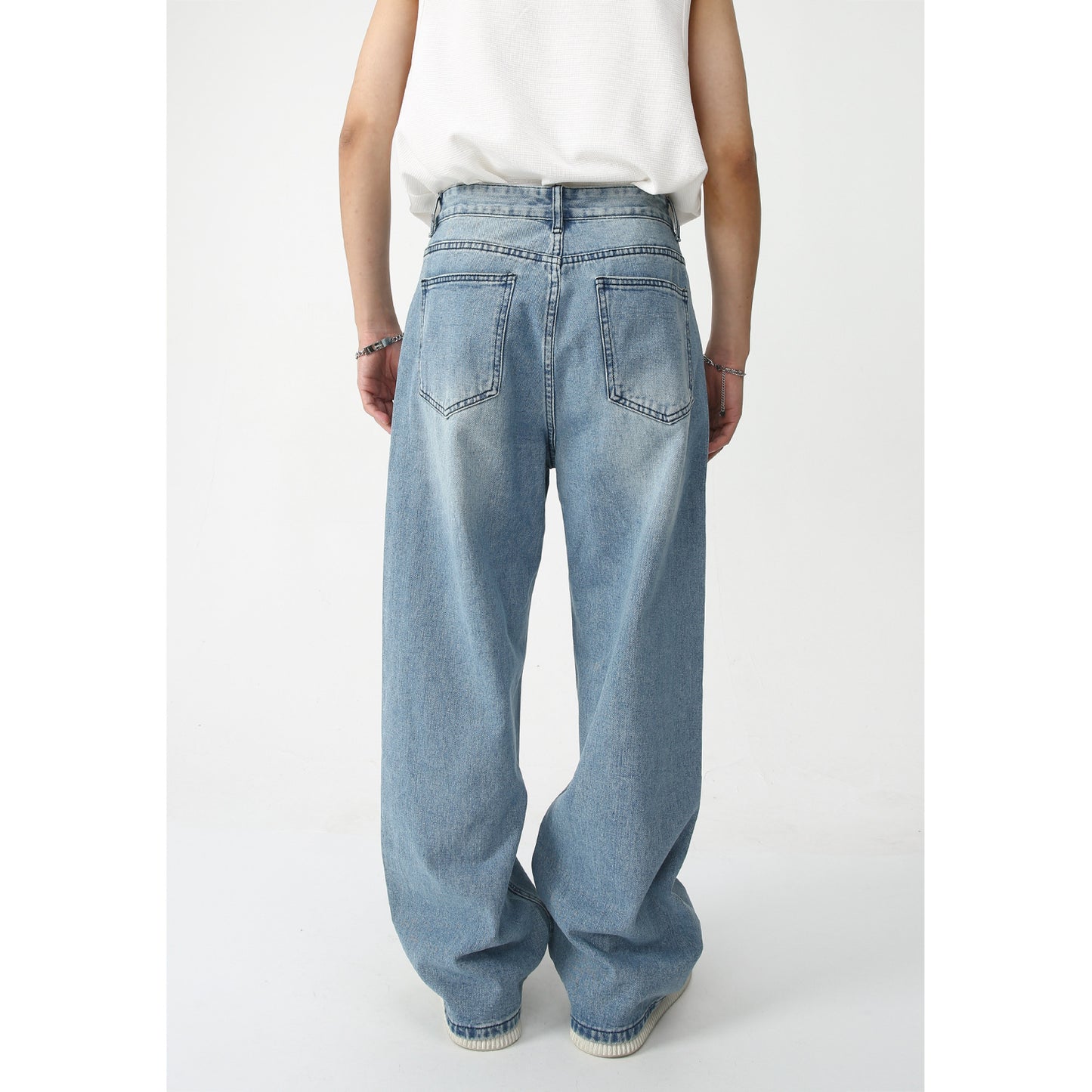 Custom Loose Wide-Leg Mopping Jeans