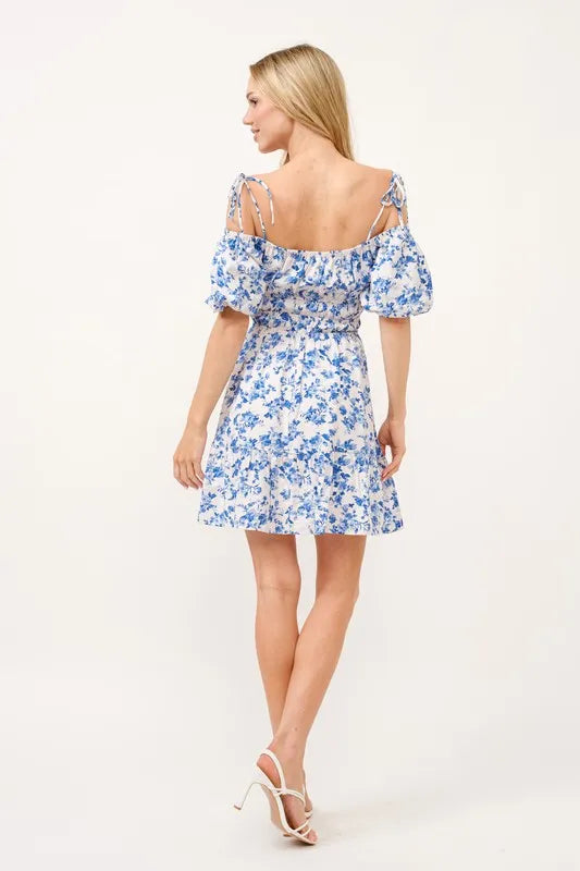 Chic Off-Shoulder Dress with Bubble Sleeves - White & Blue
