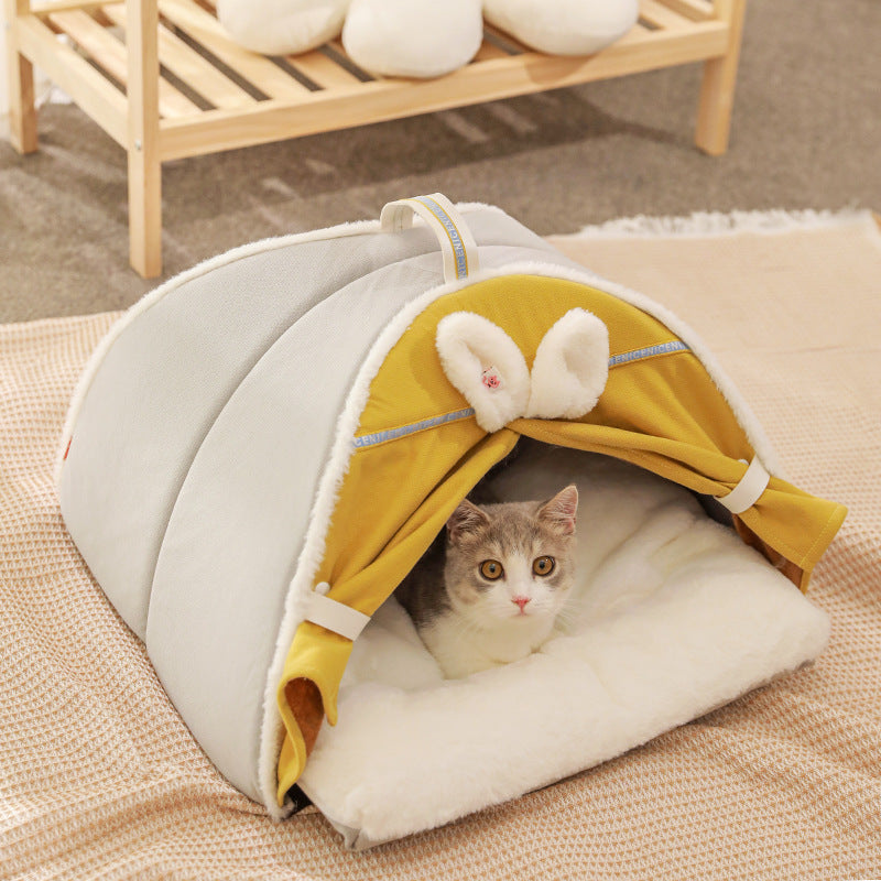 All-Season Cozy Cat House with Enclosed Nest
