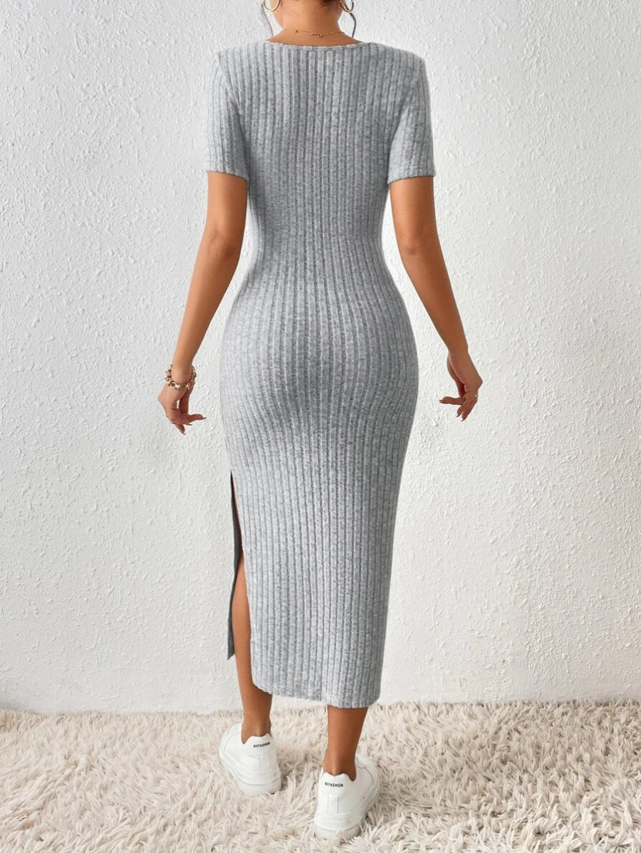 Simple Solid Color Knitted Dress with Short Sleeves