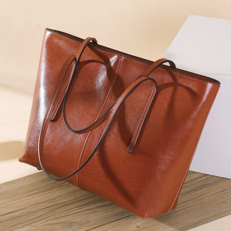Women's Cowhide Shoulder Bag