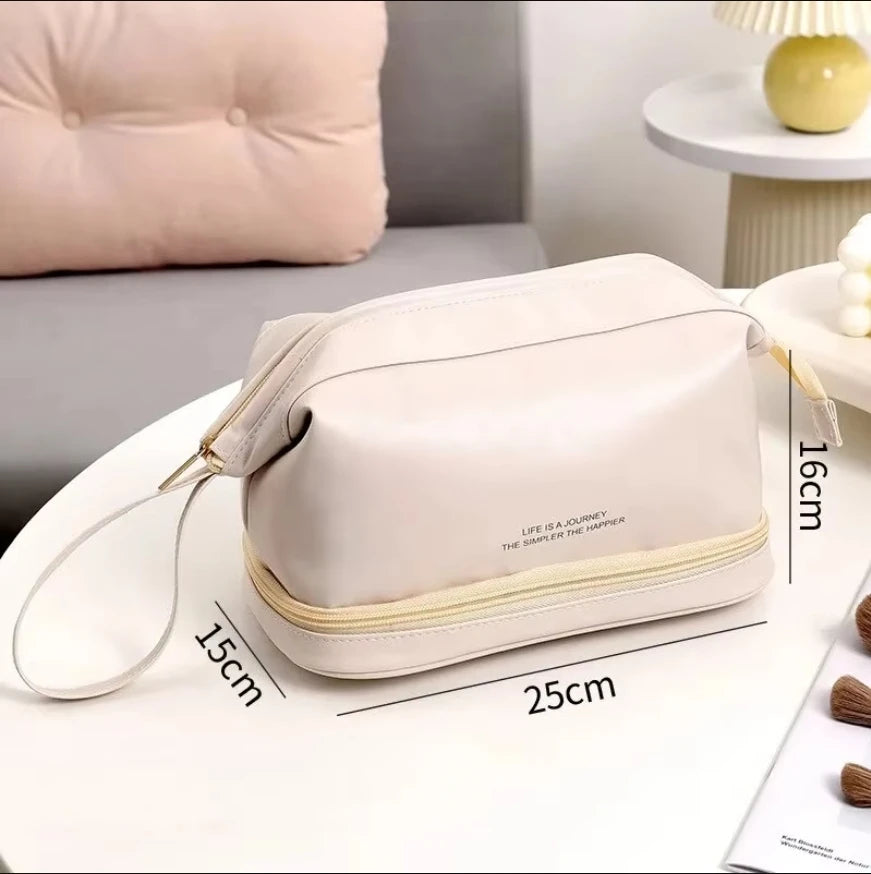 Large Capacity Cosmetic Bag Cosmetic Storage Bag PU Leather Portable Travel Toiletry Bag Women Cosmetic Bag Toiletries Organizer