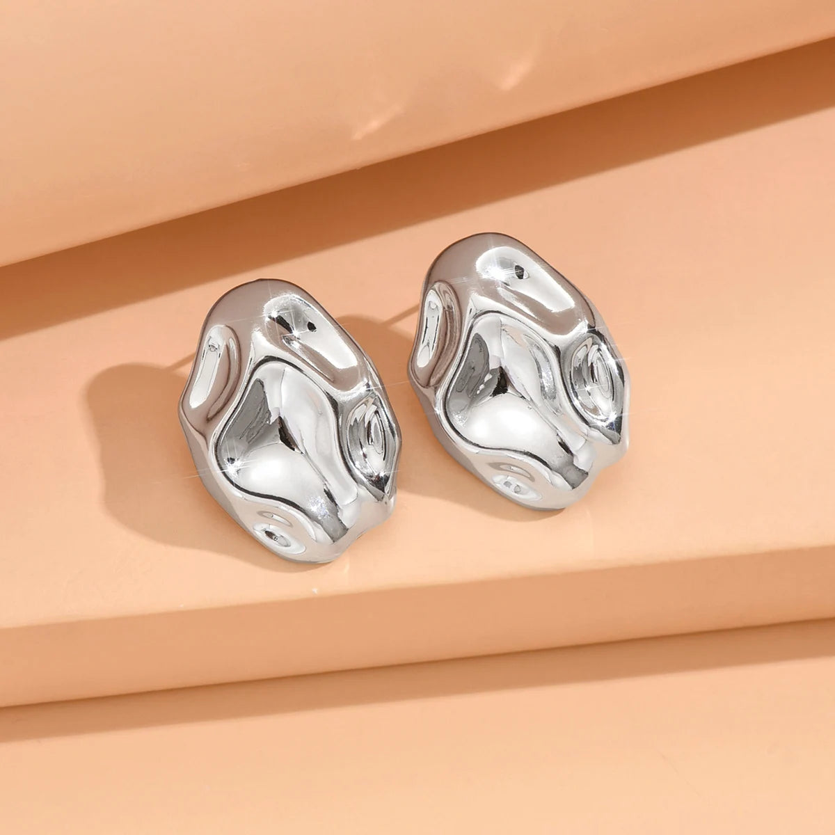 Vintage Gold Color Flower Stud Earrings for Women Fashion Geometric Petals Piercing Earring Trendy Luxury Party Jewelry