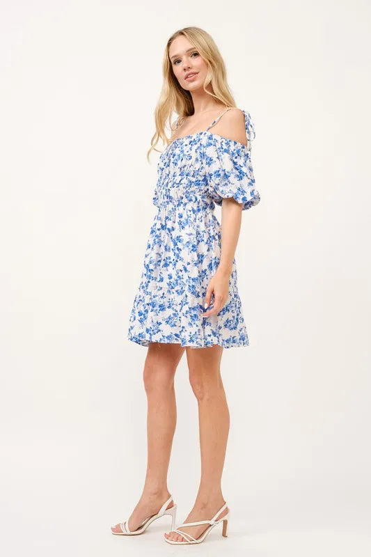 Chic Off-Shoulder Dress with Bubble Sleeves - White & Blue