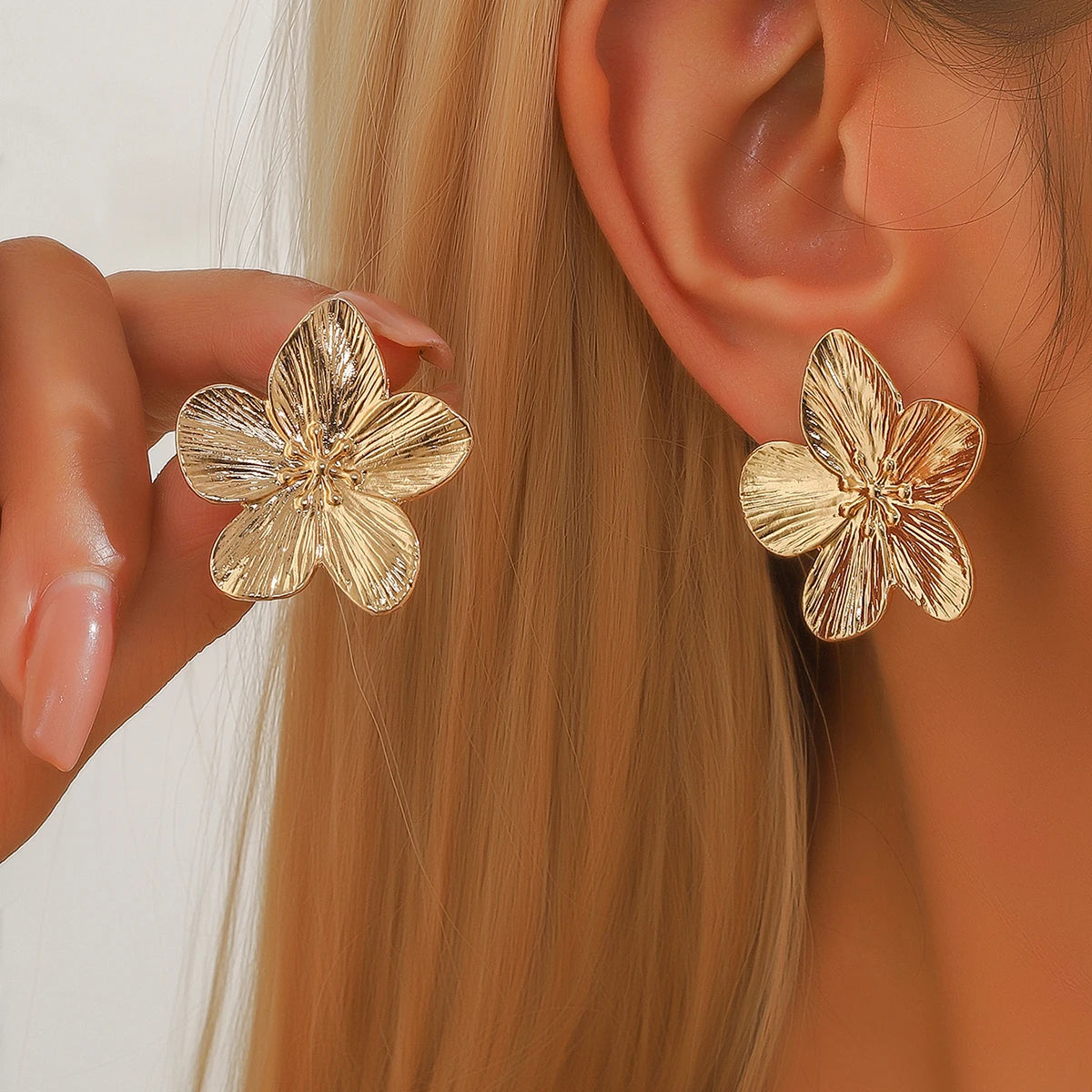 2Pcs New Trendy Stainless Steel Butterfly Stud Earring, Charm 18K Gold Plated High Quality Statement Waterproof Jewelry Gift