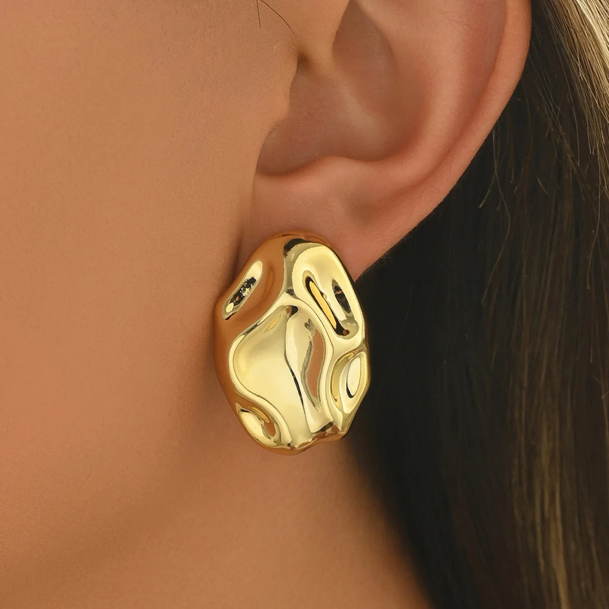 Vintage Gold Color Flower Stud Earrings for Women Fashion Geometric Petals Piercing Earring Trendy Luxury Party Jewelry