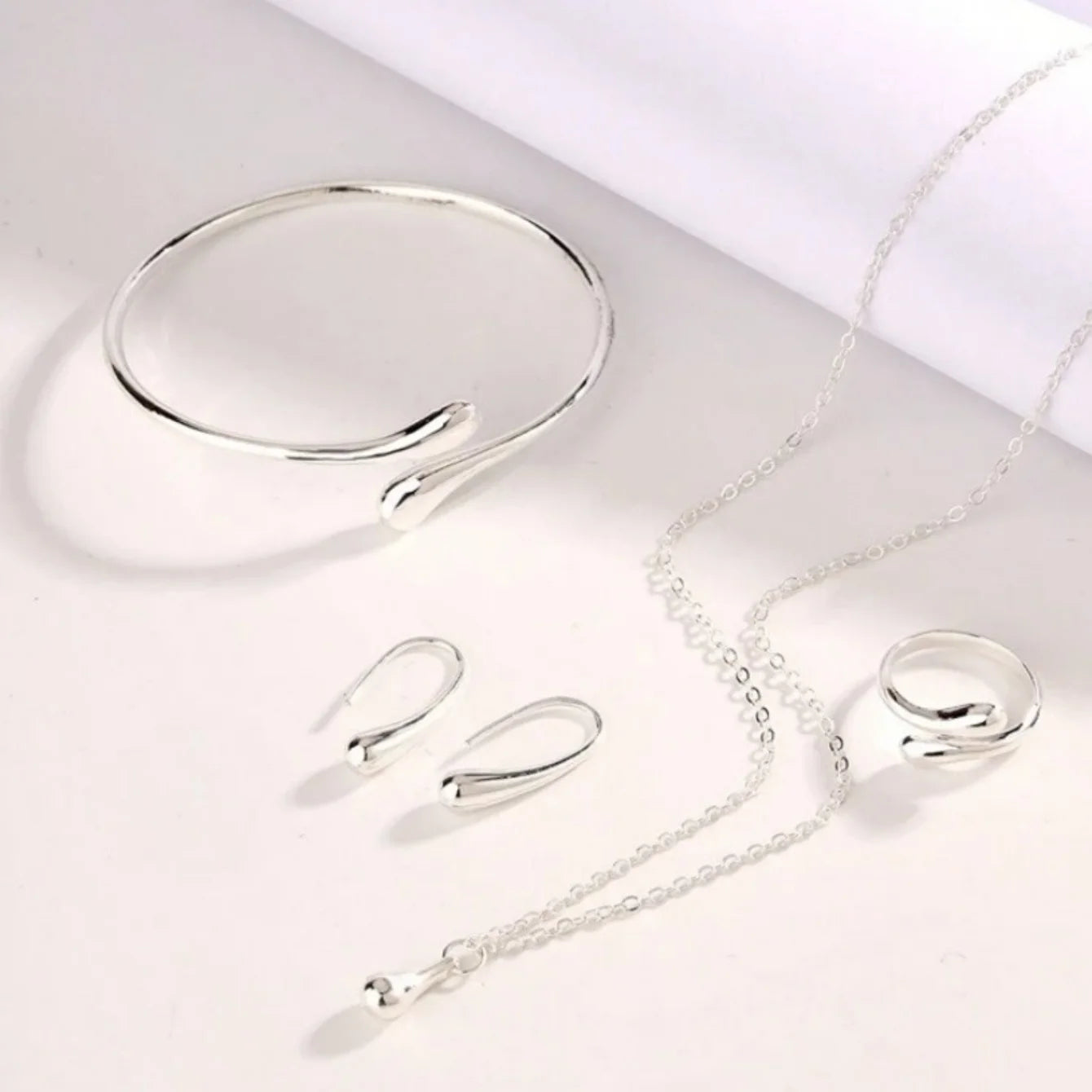 Fashion Teardrop Jewelry Set for Women Simple Ring Necklace Bracelet Earrings  Set Suitable for Engagement  Party Gift Jewelry