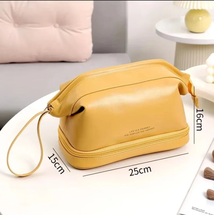 Large Capacity Cosmetic Bag Cosmetic Storage Bag PU Leather Portable Travel Toiletry Bag Women Cosmetic Bag Toiletries Organizer